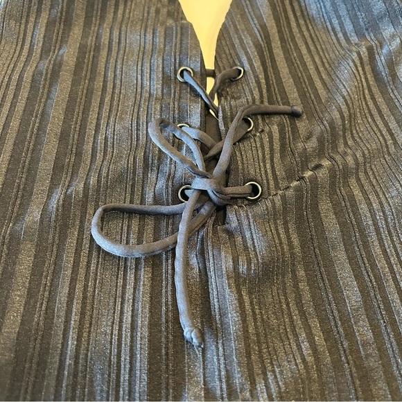 Anthropologie x Tavik Women's Black Roan Ribbed Lace Up Swimsuit, size XS - Picture 7 of 8